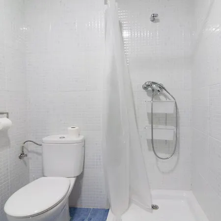 Global Properties, Planta Baja En Apartamento En