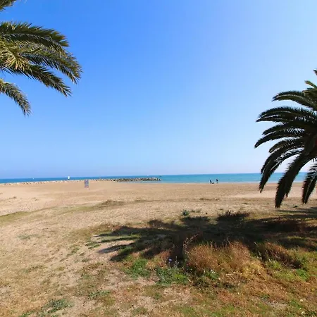 Global Properties, Planta Baja En Apartamento En Apartment Puerto de Sagunto