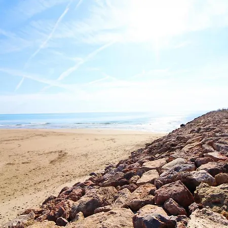 Apartment Global Properties, Planta Baja En Apartamento En Puerto de Sagunto